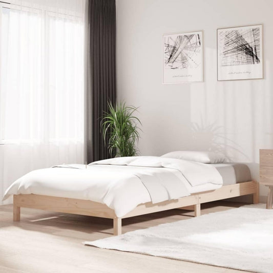 Eine stapelbare Form an dem Bettgestell mit 75 x 190 cm